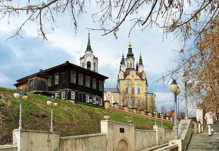 Воскресенская церковь в Томске
